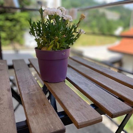 Stoykite Escape House Apartment ภายนอก รูปภาพ