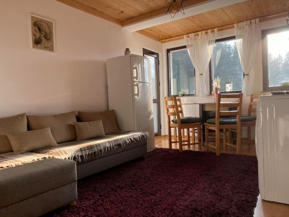 Stoykite Escape House Apartment ภายนอก รูปภาพ